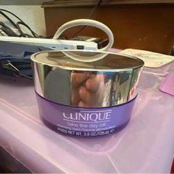 Clinique Take The Day Off Makeup Cleansing Balm