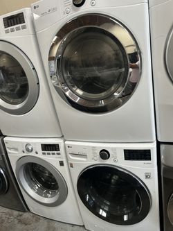 LG Front Load Washer And Dryer Set 