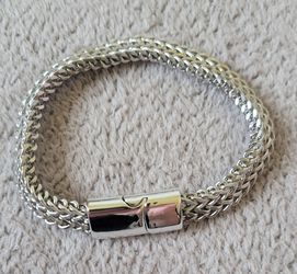 Men's stainless steel bracelet with magnetic clasp, new