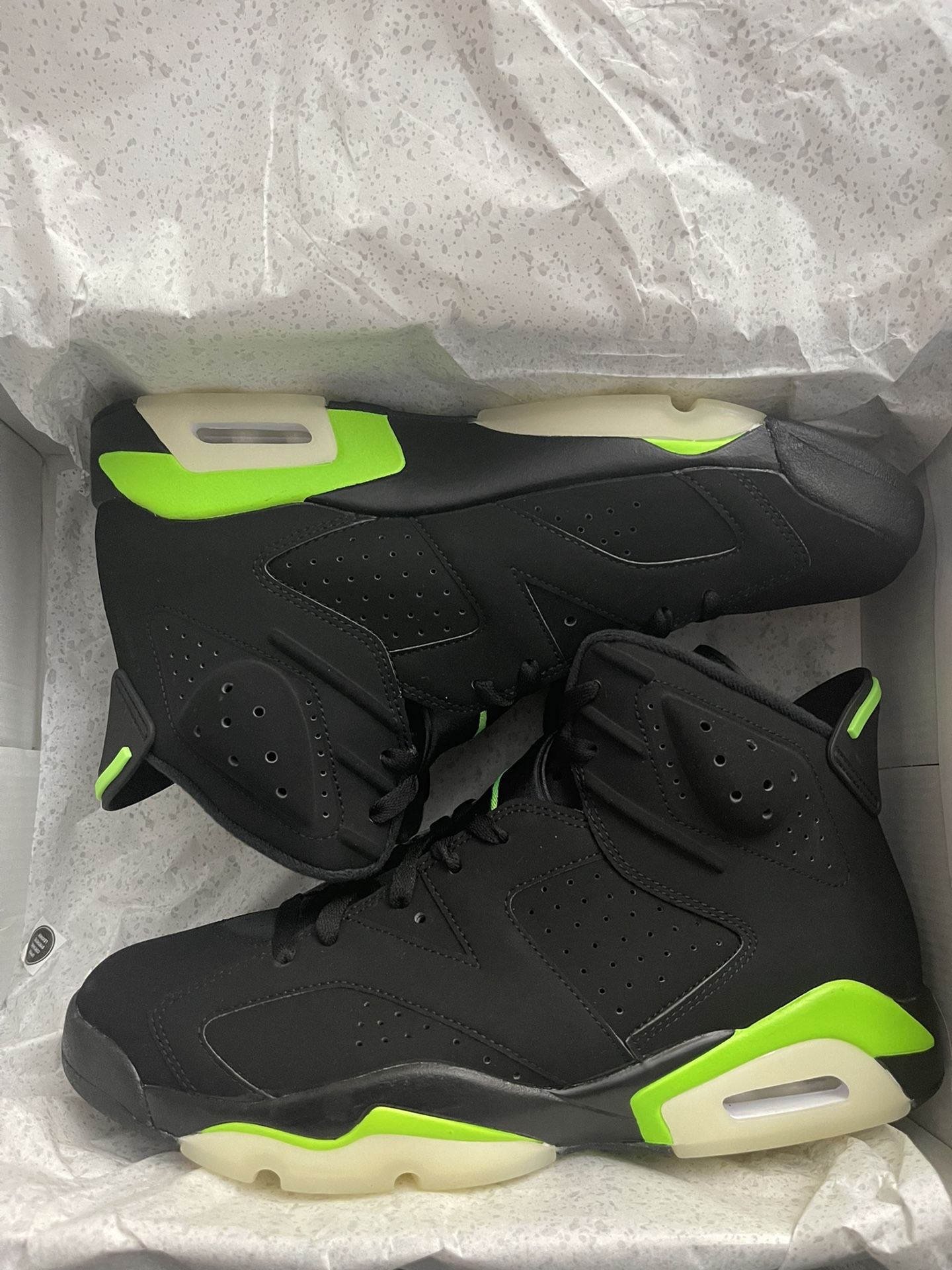 Jordan 6 Electric Green Glow In The Dark Size 11 DS