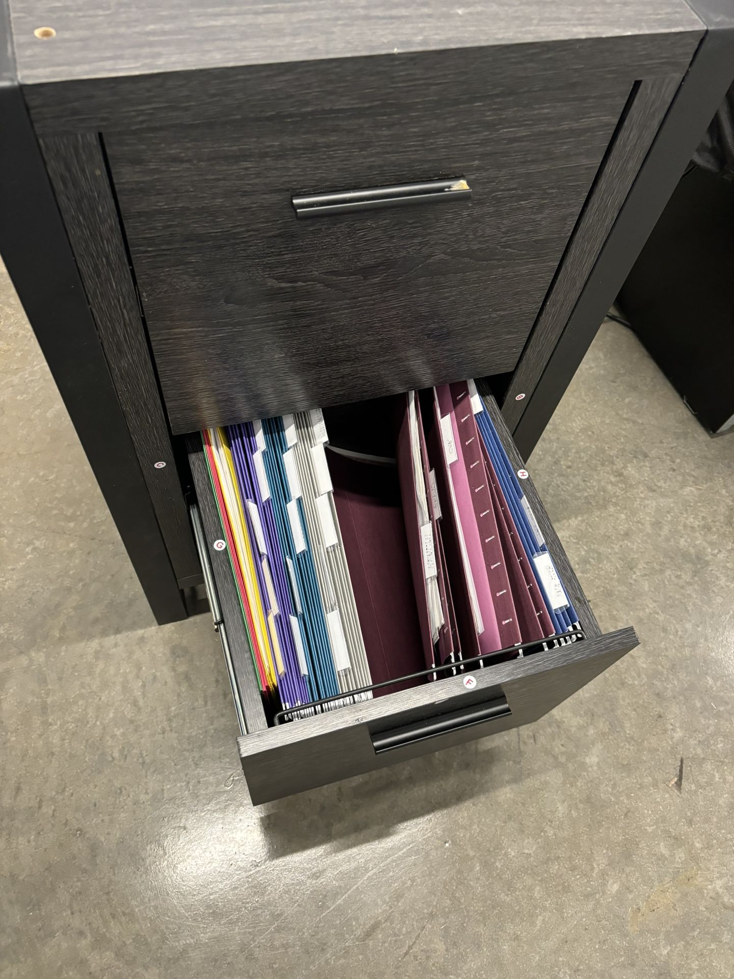 L Shape Desk. Cabinet File Included.