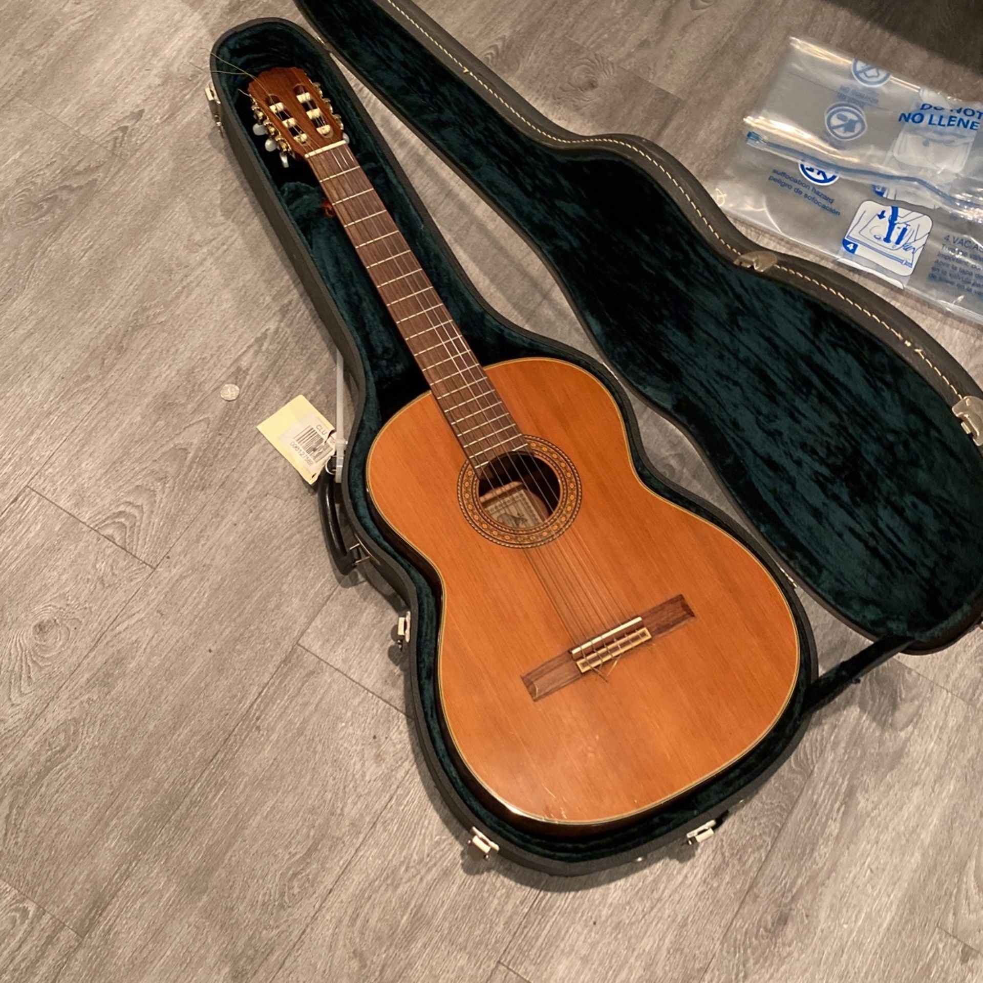 Takamine C-132s Pick Up Tonight