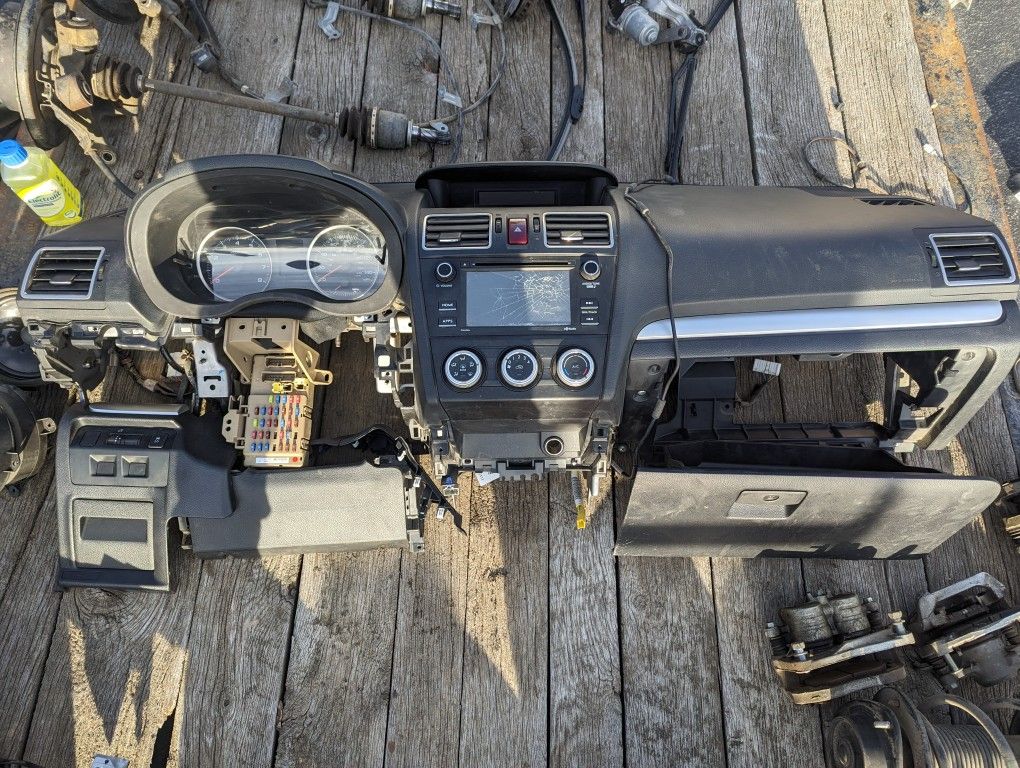 Impreza Dash
