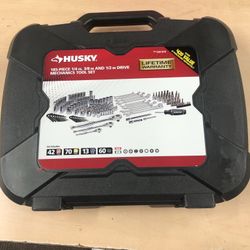 Socket Set, Tools-Hand Husky in box Brand new  