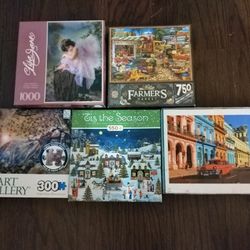 Lot Of 5 Jigsaw Puzzles 11.00