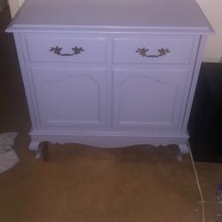 End Table / Night Stand