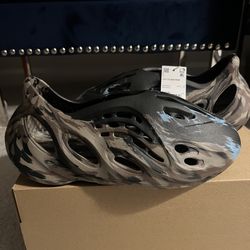 2023 Adidas Yeezy Foam Runner 'MX Cinder'