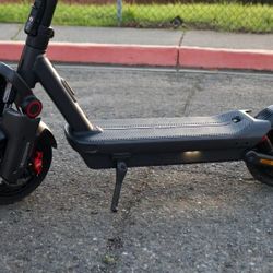 Segway Ninebot Max G3 Electric Scooter