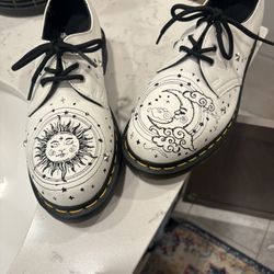 Dr Martens 1461 Cosmic Embroidered Leather Shoes Size 6 Mens 7 Ladies LIKE NEW