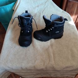 The North Face Chilkat Lace II Waterproof Boots