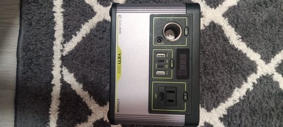 Yeti 200X Goal Zero mini generator