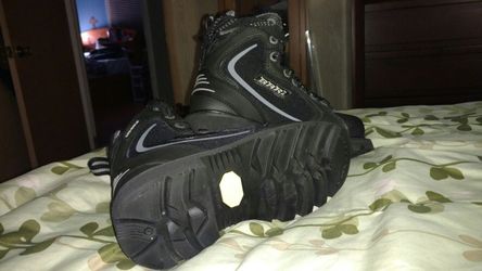 Bari boys popular hockey boots