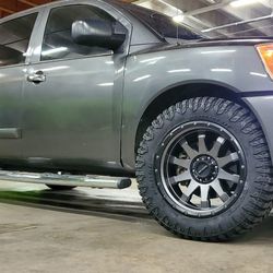 we install leveling kit for NISSAN TITAN