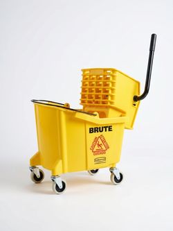 Rubbermaid Commercial Mop Bucket with Side Press Wringer on Wheels