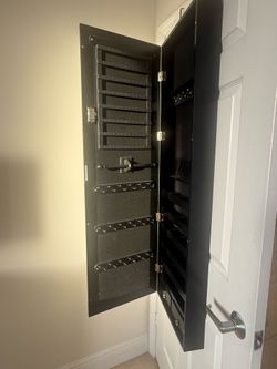 Mirrored Jewelry Cabinet Organizer