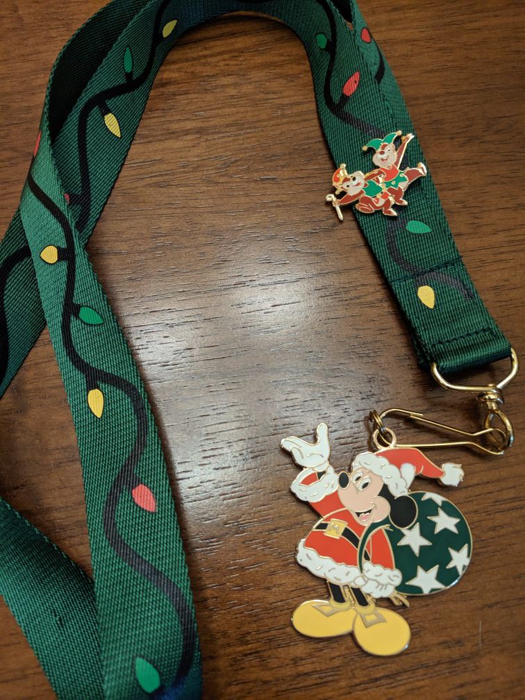 Disney Chip and Dale pin LE 500 and Christmas Lanyard with Mickey Mouse LE 500