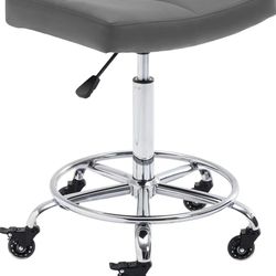 Wide Rolling Stool with Lockable Rubber Wheels & Footrest 