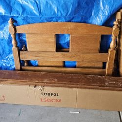 FREE – Twin Wooden Bed Frame (Pickup Only)