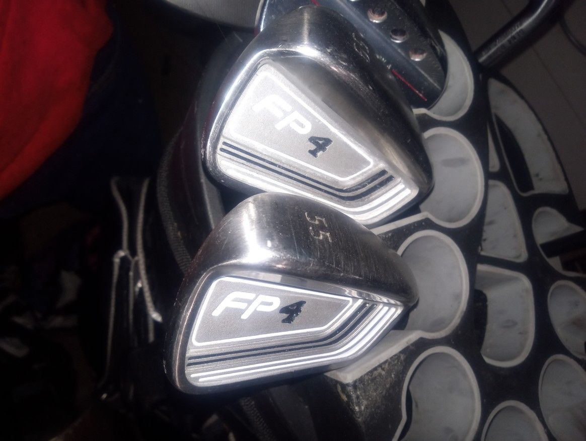 The Beginner FORWARD PRESS FP4 WEDGE SET 59 DEGREE AND A 55 DEGREE WEDGE PAIR FORGIVING! 