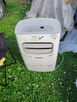 Magnavox Portable Air Conditioner With Wheels