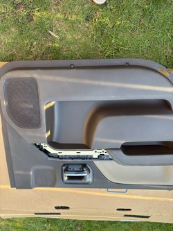 2014-2018 Silverado/sierra Front Driver Door Panel All Electric