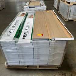 Up $0.99/sq ft 5.5mm~10mm Luxury Vinyl Plank Flooring SPC Flooring Click Locked Wholesale Price