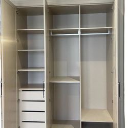Custom Closets