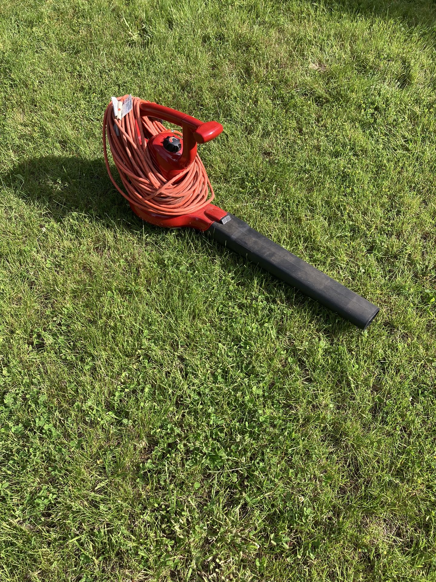 Leaf Blower