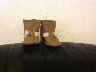 Baby gap boots size 18-24 months