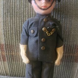 Peggy Nisbet Vintage 1940s old England police officer constable 6" Bobby doll