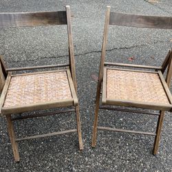 Antique folding Rattan chairs 