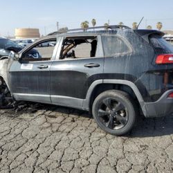 2017 JEEP CHEROKEE PART OUT