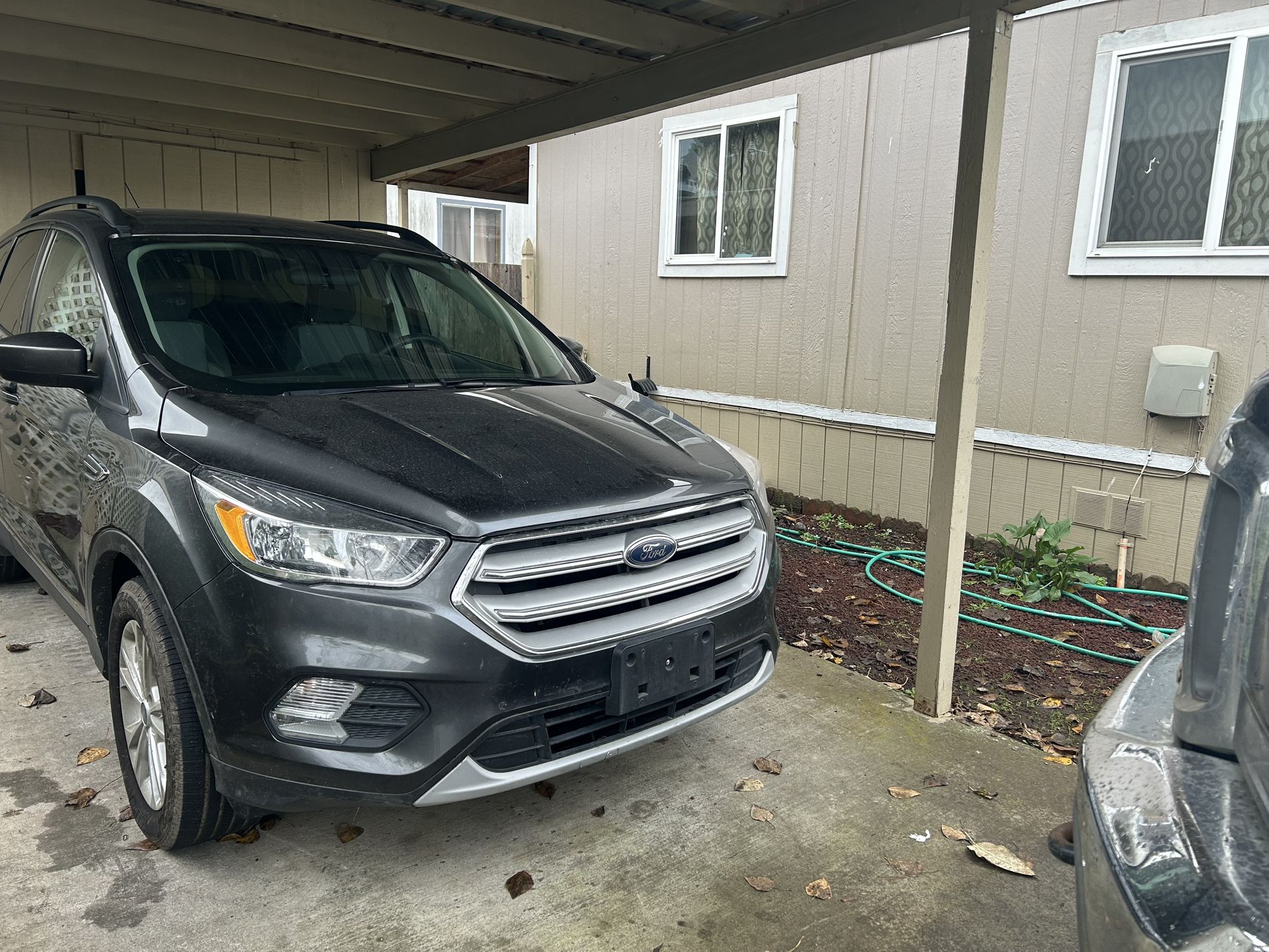 2018 Ford Escape SE SE FWD