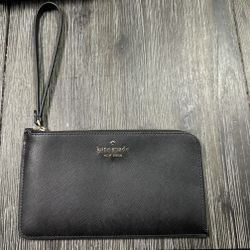 Kate Spade Large Lucy Wristlet 