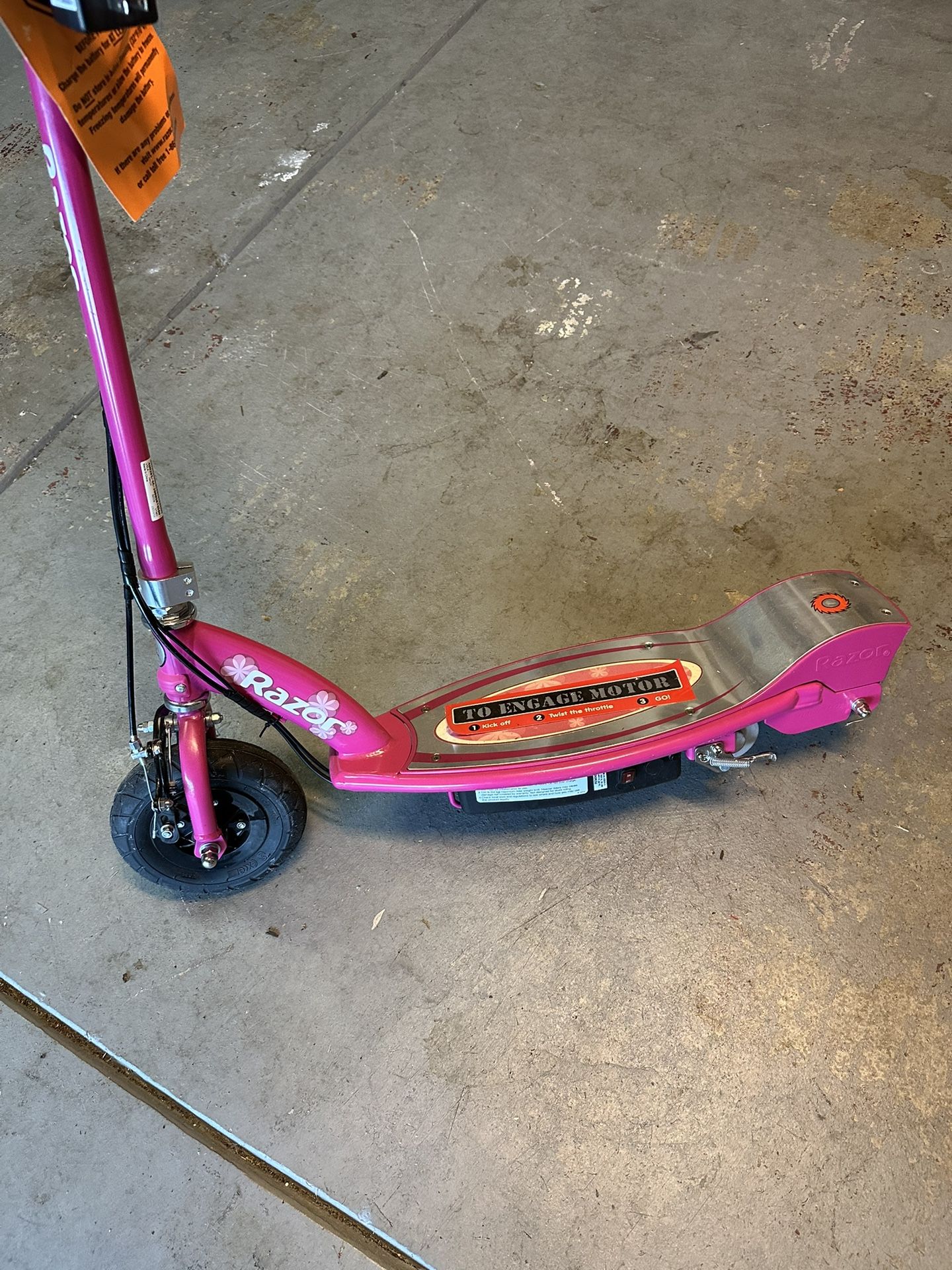 Girls Electric Razor Core E100 Electric Scooter