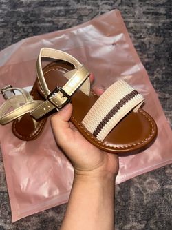 Girl shoes