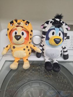 Bluey Interacting Onesies Bluey & Bingo Feature Plush