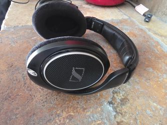 Sennheiser HD 598se over the ear headphones