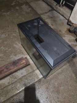 Glass Aquarium Tank with Black Lid