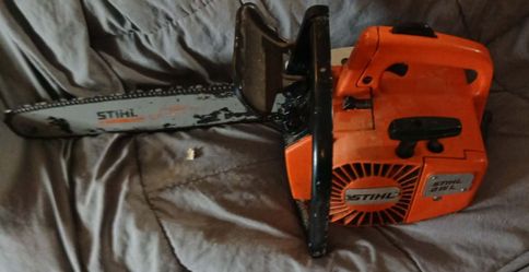 Stihl 015L Chainsaw