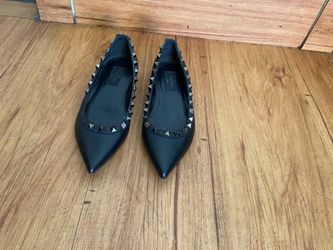 Valentino flats
