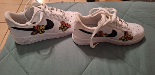 Girls 4 1/2 Nike Shoes