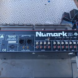 Numark Em-460 DJ Mixer