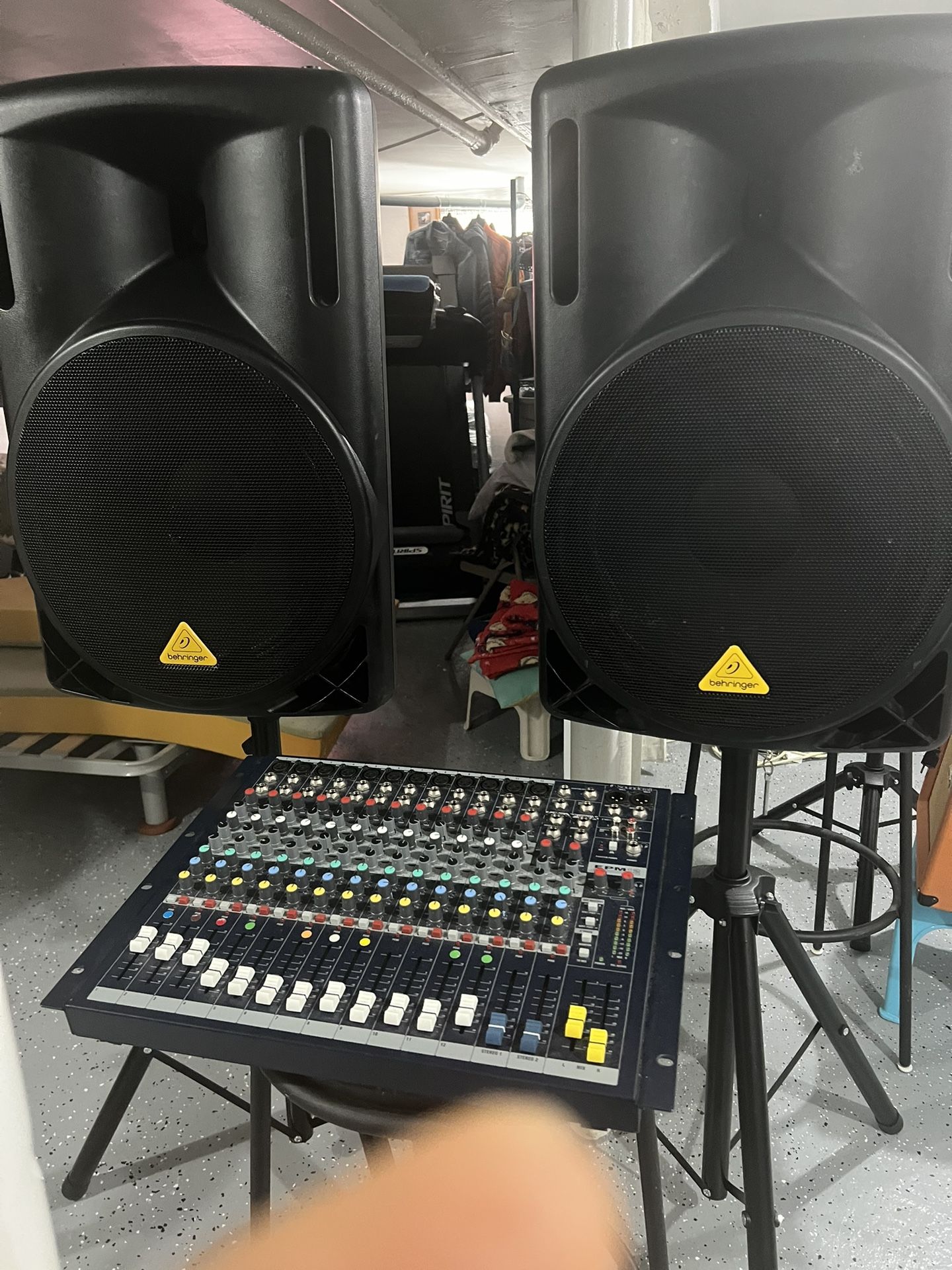 2 Bocinas Y. Mixer Buenas Condiciones