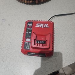 Skil Pwr Jump Charger 