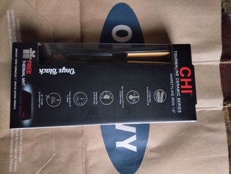 CHI hair stylist iron 1.5 in