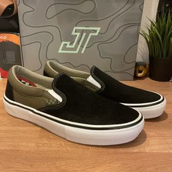 Vans Slip-Ons (Black and Green)