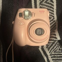 Fujifilm Instax Mini 7s Instant Film Camera and carrying case