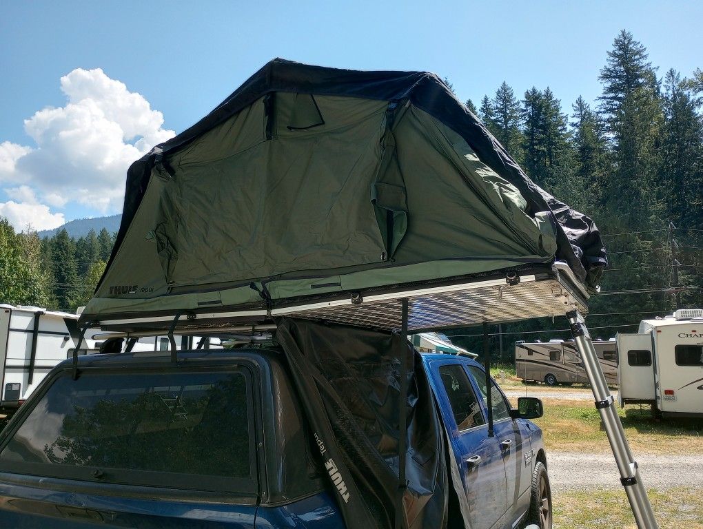 Thule Rooftop Tent (Ruggedized Autana 3)