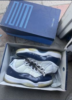 Size 11.5M - Jordan 11 Win Like 82 
